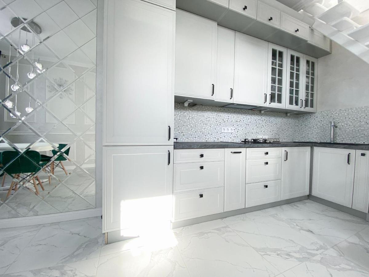 Tamanska Apartments Lviv Extérieur photo